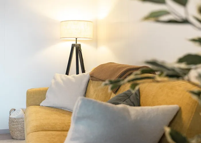 Skandi Mit Seesicht Nahe Interlaken شقة ليسيغن