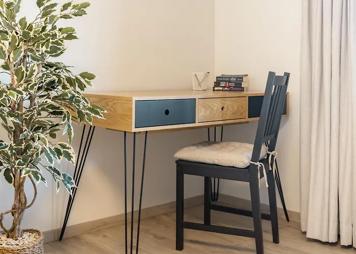 Skandi Mit Seesicht Nahe Interlaken ليسيغن