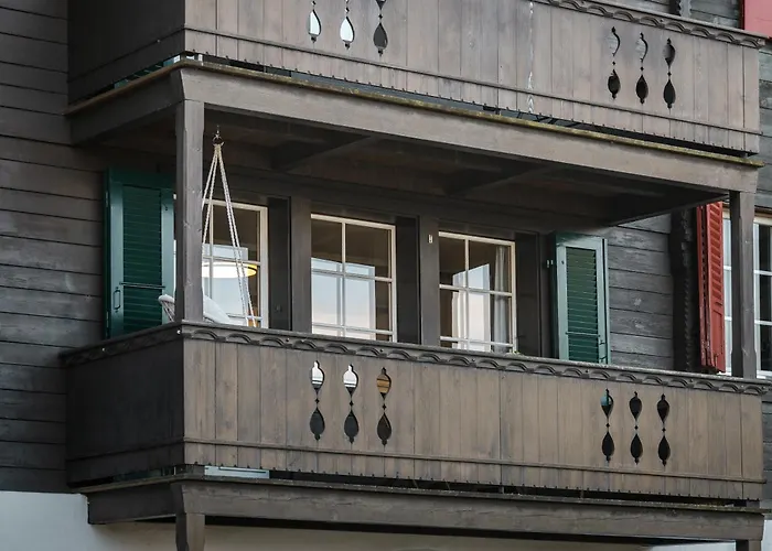 Skandi Mit Seesicht Nahe Interlaken