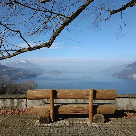 Apartment Skandi Mit Seesicht Nahe Interlaken Leissigen
